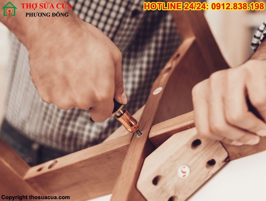 Làm thế nào để sửa chữa đồ gỗ