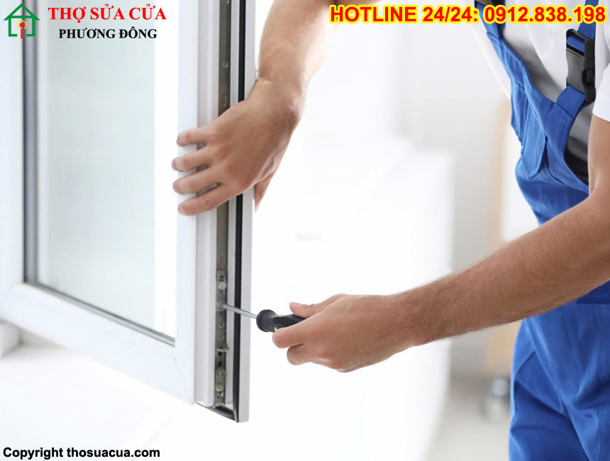 Bảo trì cửa sổ định kỳ