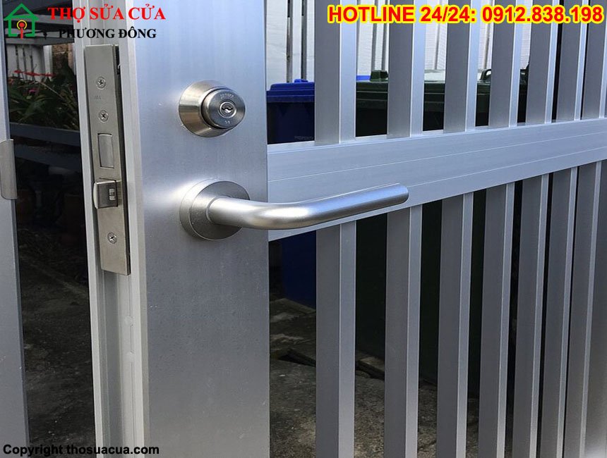 Ổ khóa cửa sắt