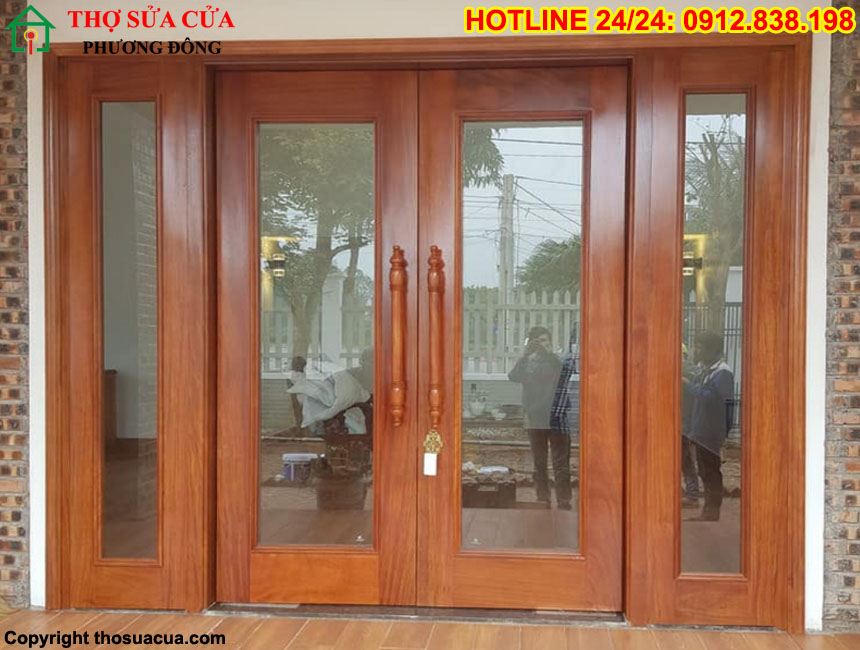 Bản lề thủy lực cửa gỗ