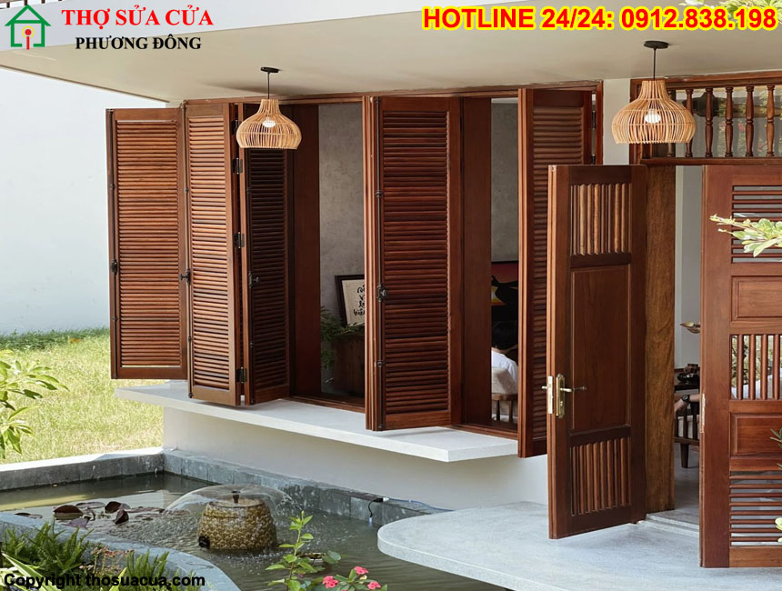 Cửa sổ chớp gỗ đẹp
