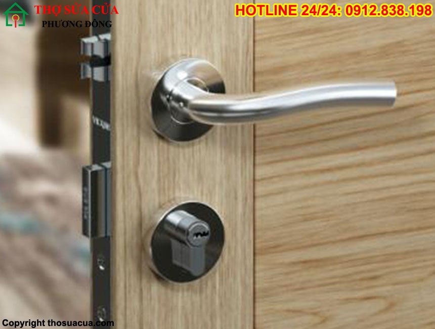 Khóa cửa inox