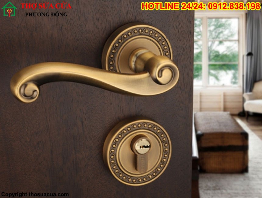 Khóa cửa tay gạt cổ điển