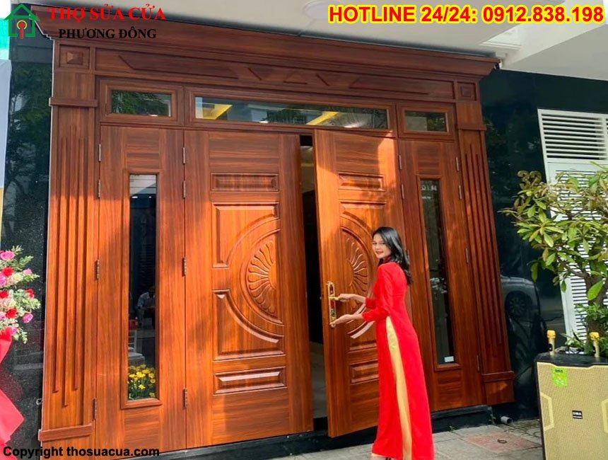 Lắp đặt cửa gỗ 4 cánh