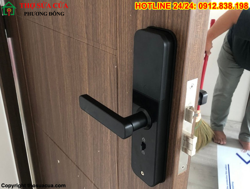 Nên sử dụng khóa gì cho cửa nhựa
