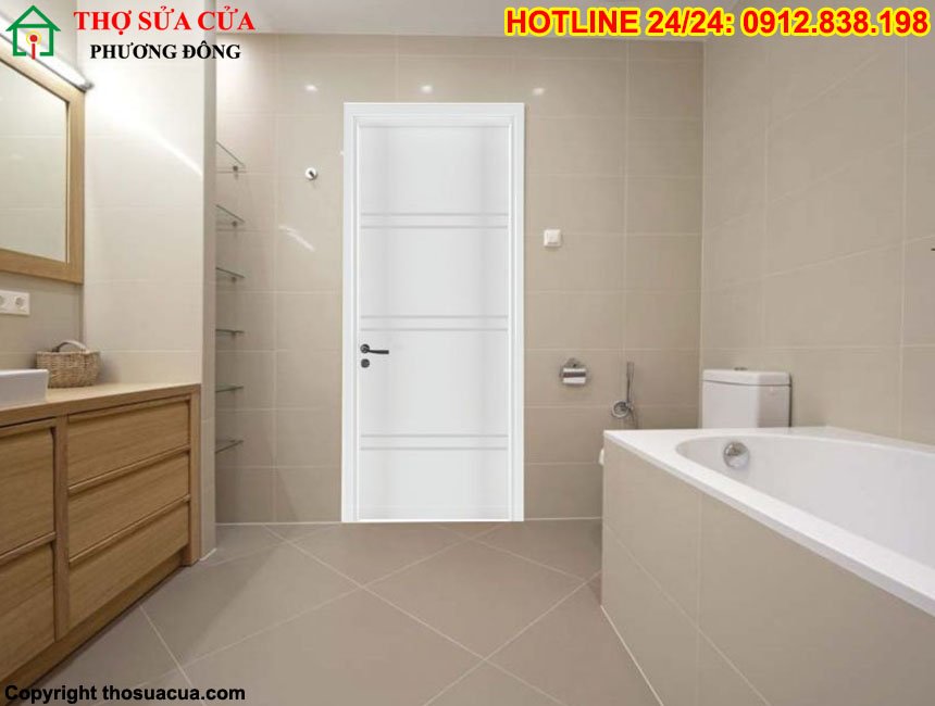 Cửa phòng tắm bằng gỗ công nghiệp