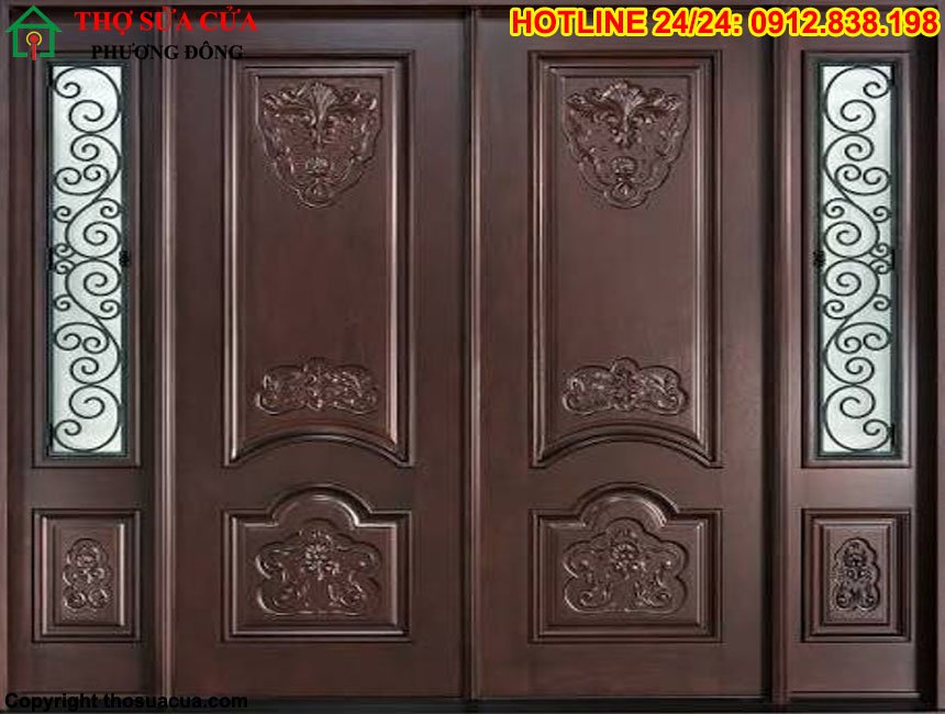 Cửa gỗ Royal