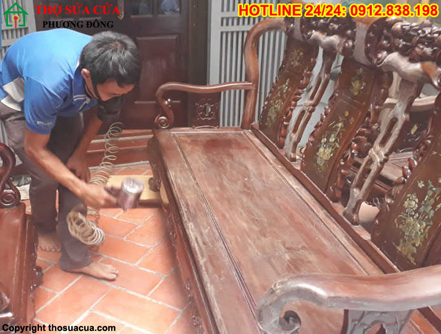 Phun sơn đỗ gỗ tại nhà