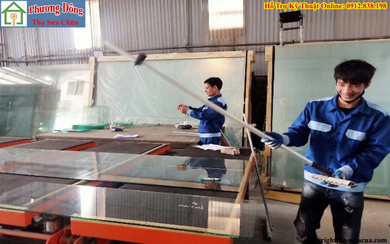 Cắt kính mặt bàn tại Phú Xuyên