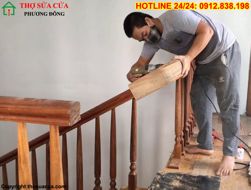 Sửa cầu thang gỗ tại Cầu Giấy