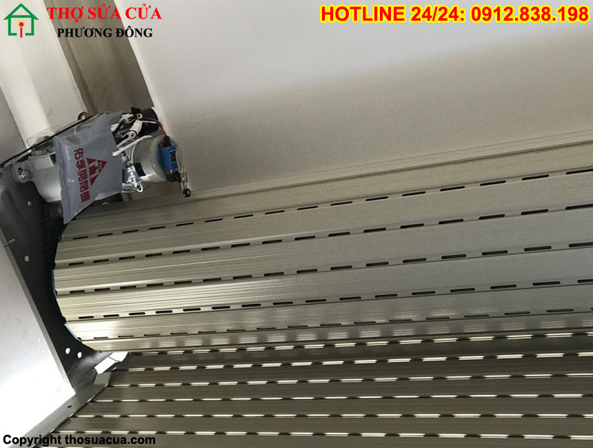 Cách lắp chống xô cửa cuốn