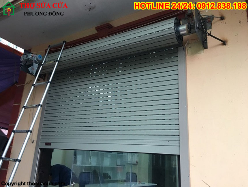 Cách lắp cửa cuốn bên ngoài