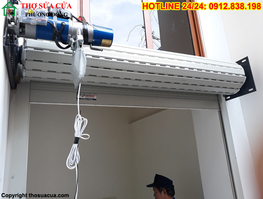 Cách lắp cửa cuốn bên ngoài