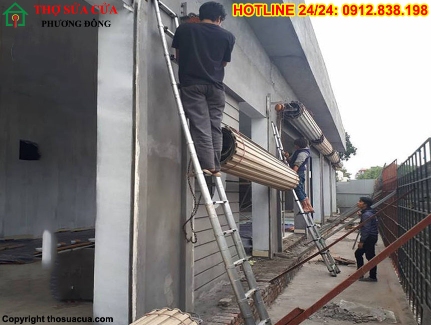 Cách lắp ray cửa cuốn