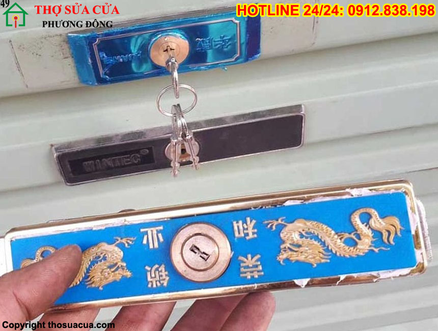 Khóa cửa cuốn cơ
