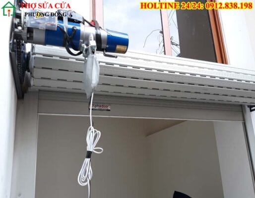 thợ sửa mô tơ cửa cuốn