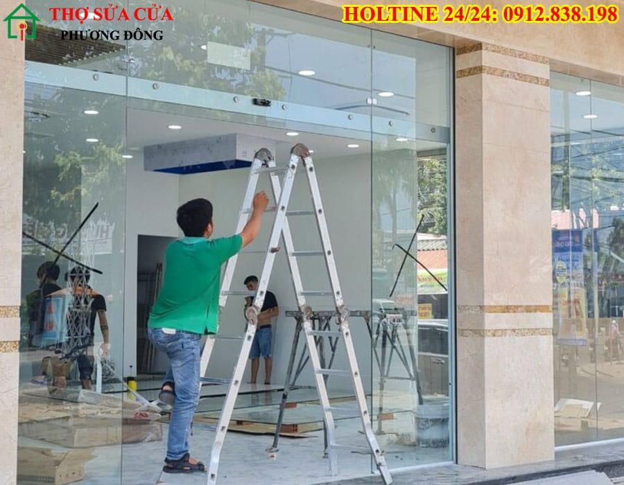 Sửa cửa kính
