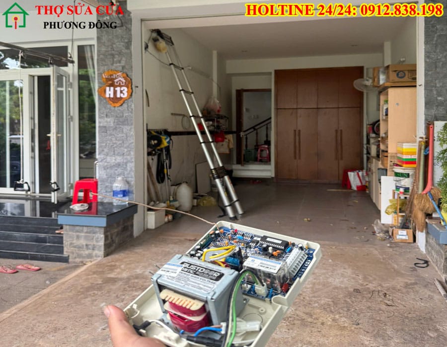 Sửa cửa cuốn tại phường Cầu Ông Lãnh