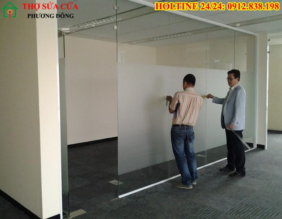 Sửa cửa kính tại phường Bến Thành