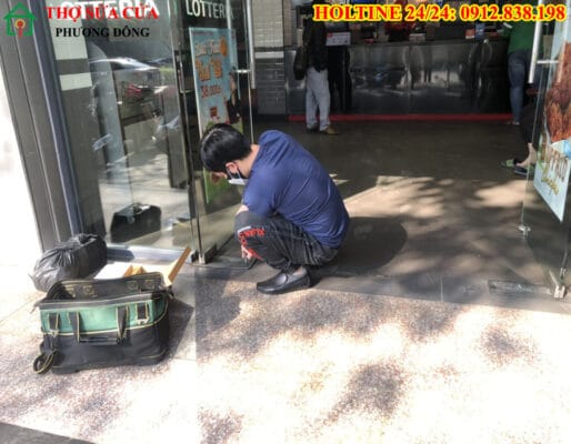 Sửa cửa kính tại phường Bình Quới