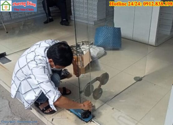 Sửa cửa kính tại phường Cửa Nam