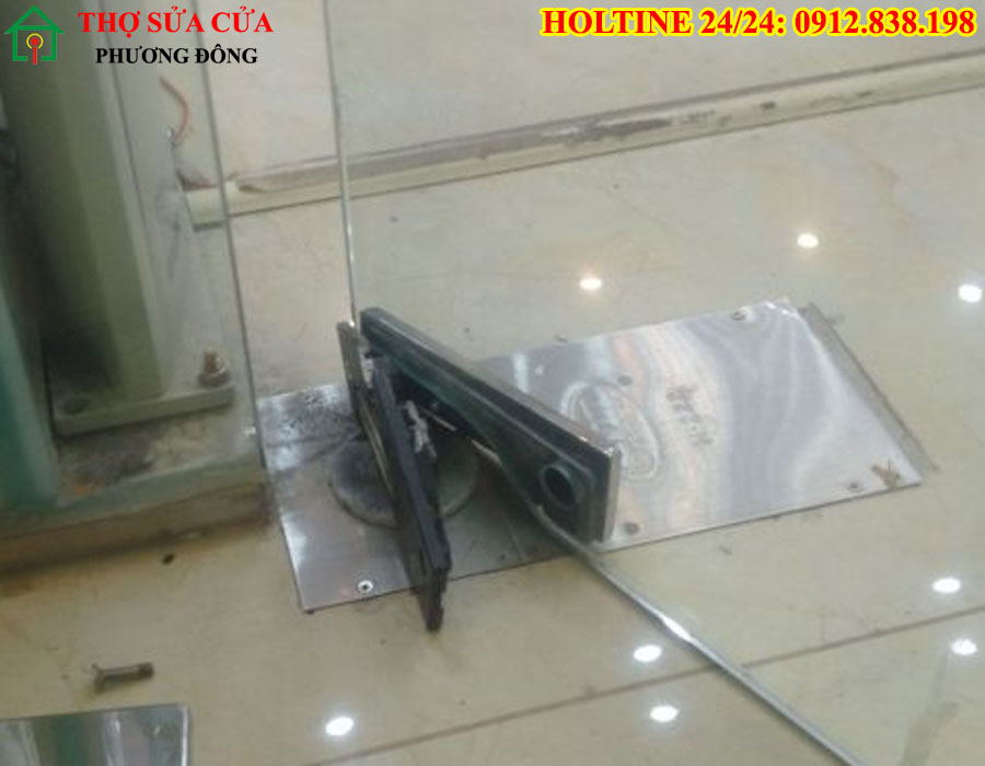 Sửa cửa kính tại phường Gia Viên