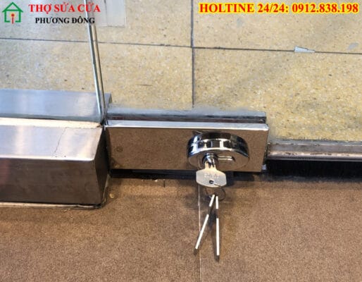 Sửa cửa kính tại phường Tùng Thiện