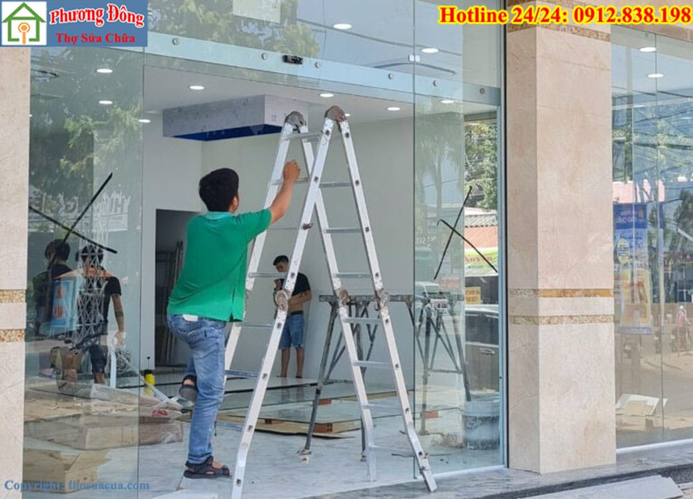 Sửa cửa kính tại phường Tương Mai