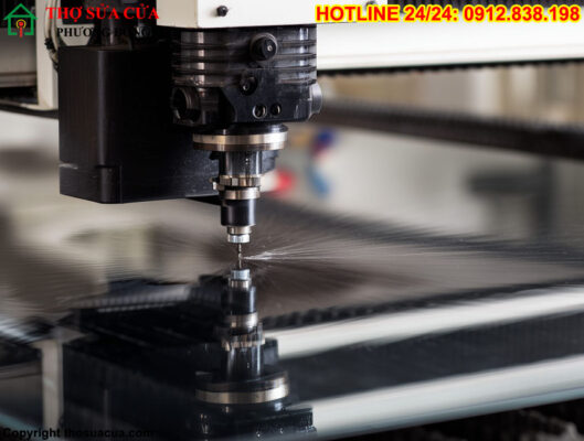 Cắt kính mặt bàn phường Vĩnh Tuy