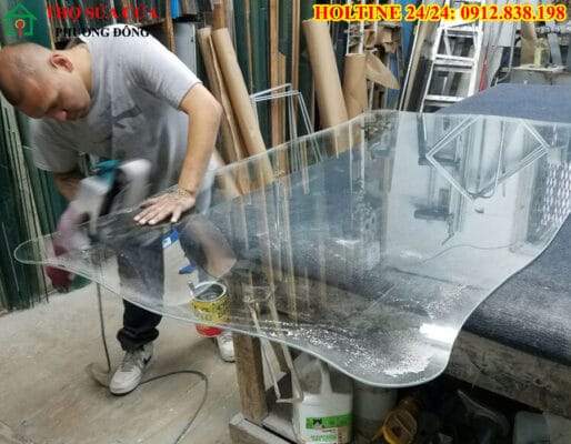 Cắt kính mặt bàn tại phường Bồ Đề