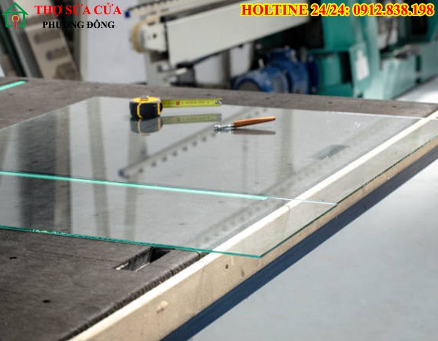 Cắt kính mặt bàn tại phường Hiệp Bình