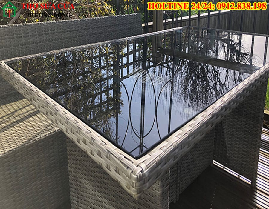 Cắt kính mặt bàn tại phường Kim Liên