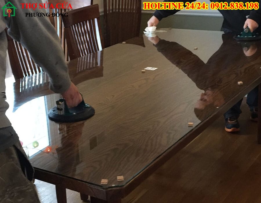 Cắt kính mặt bàn tại phường Vườn Lài
