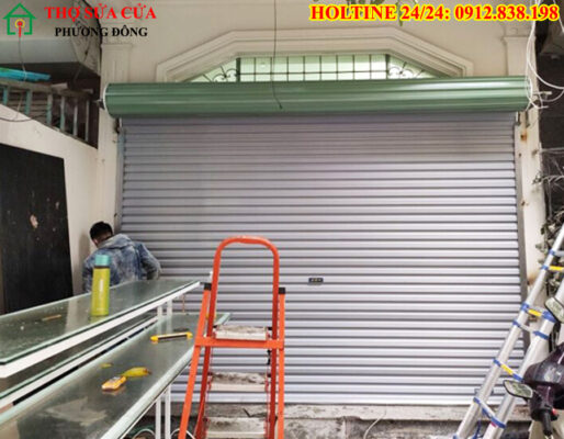 Ray cửa cuốn bị bẩn cửa kẹt