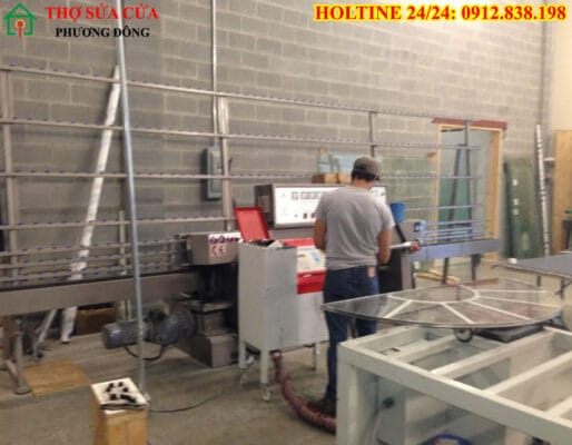 Sửa cửa kính tại phường Hàng Gòn
