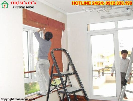 Sửa cửa sổ chung cư tại phường Long Biên