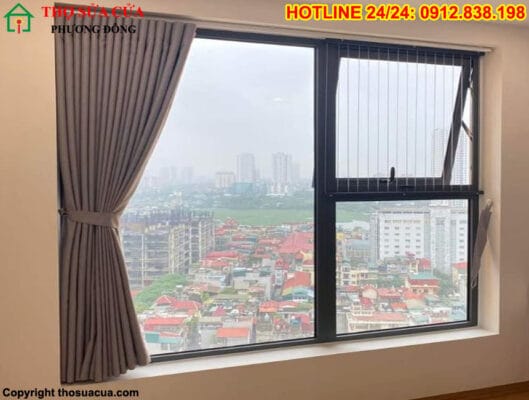 Sửa cửa sổ chung cư tại phường Long Trường