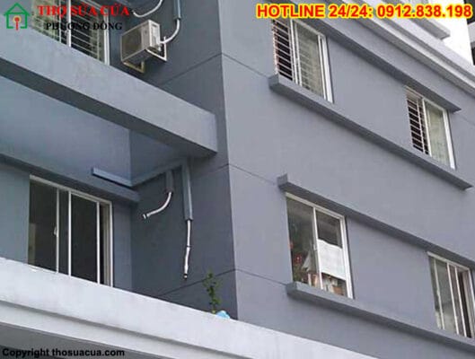 Sửa cửa sổ chung cư tại phường Tùng Thiện