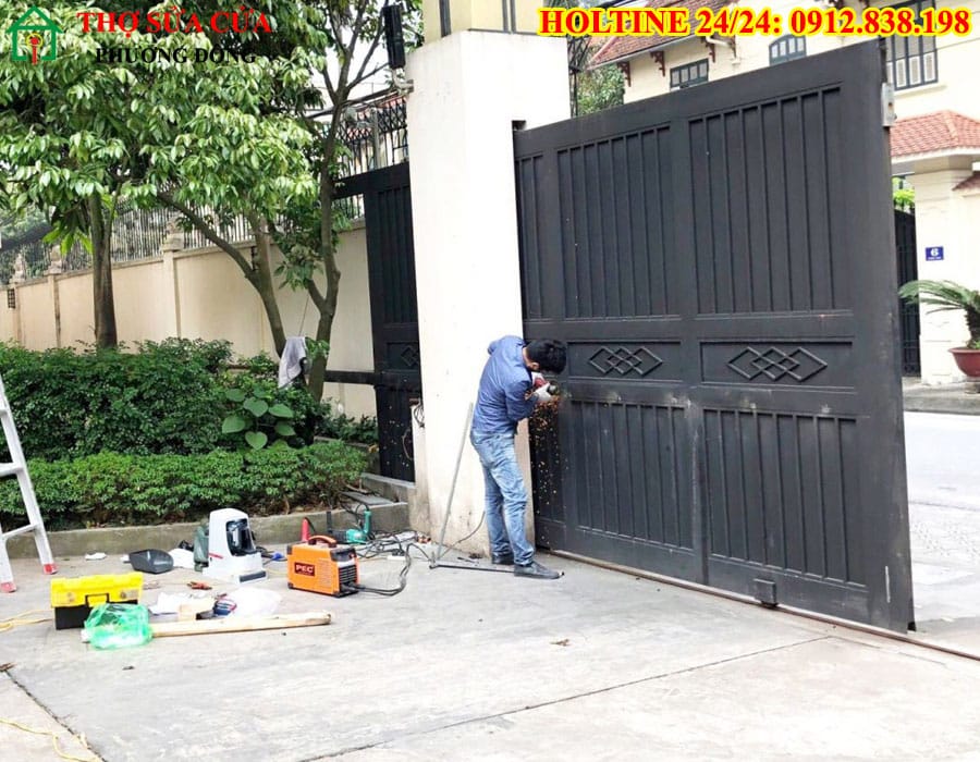 thợ sửa cửa cổng tự động