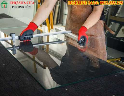 Cắt kính mặt bàn phường Hai Bà Trưng