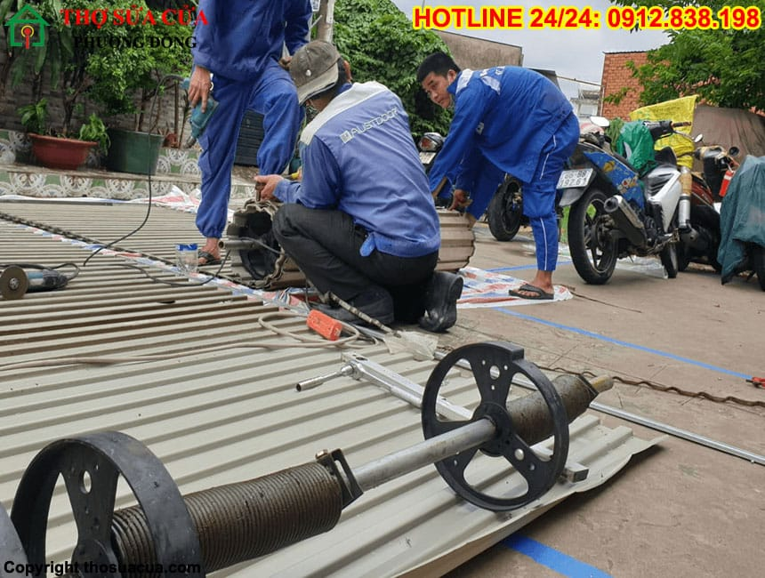 Thi công lắp đặt cửa cuốn phường Bình Cơ