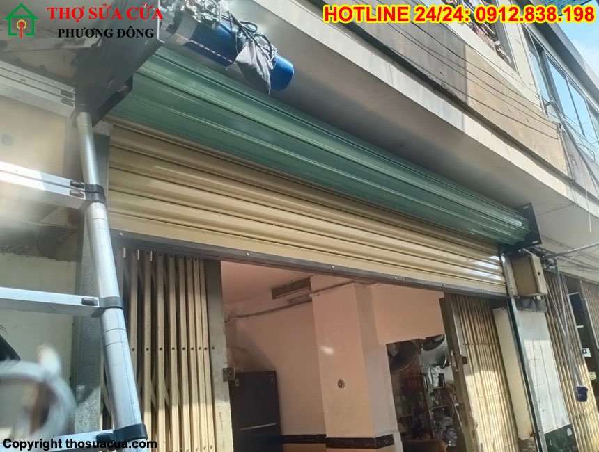 Sửa cửa cuốn phường Xóm Chiếu