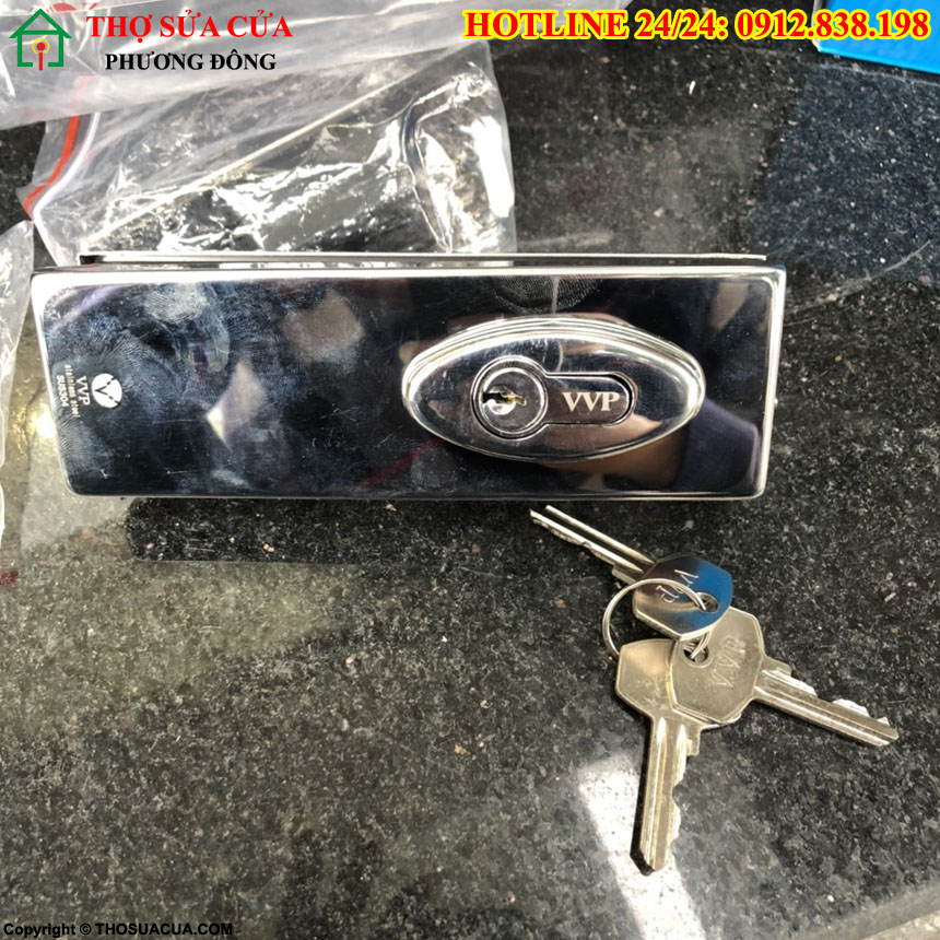 sửa khóa cửa kính