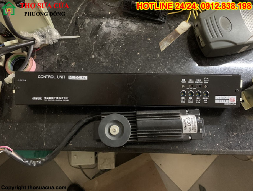 Sửa Cửa Kính Tự Động Tam Điệp