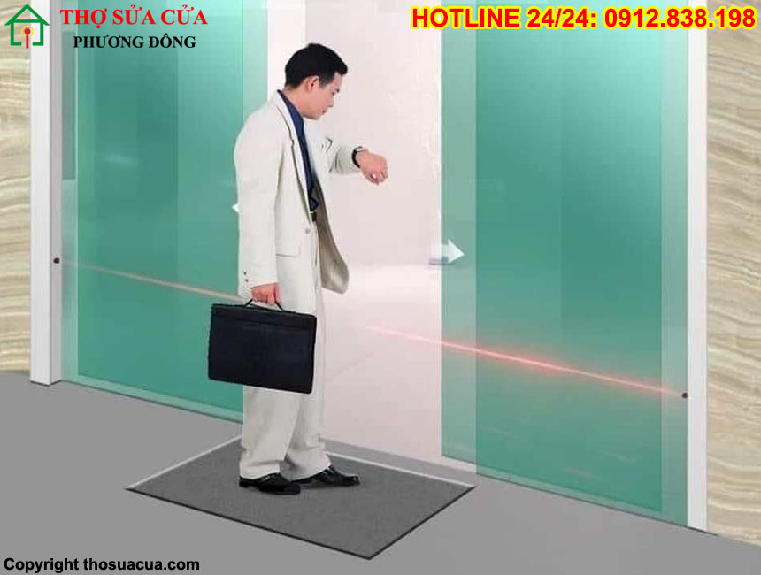 Cửa tự động không nhận người