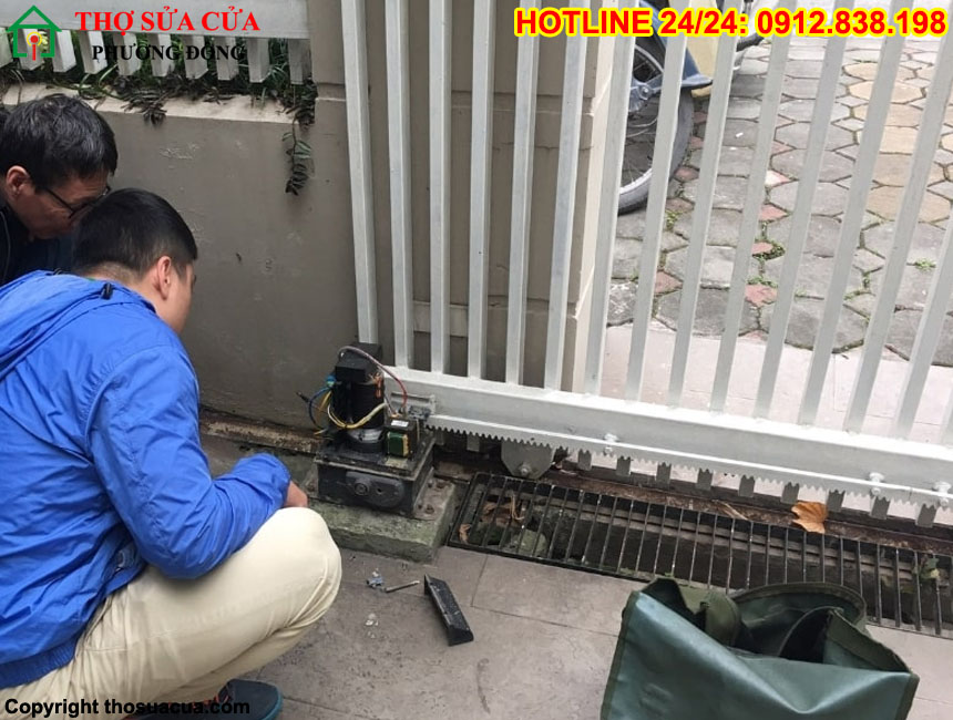 Dấu hiệu cửa sắt mất an toàn