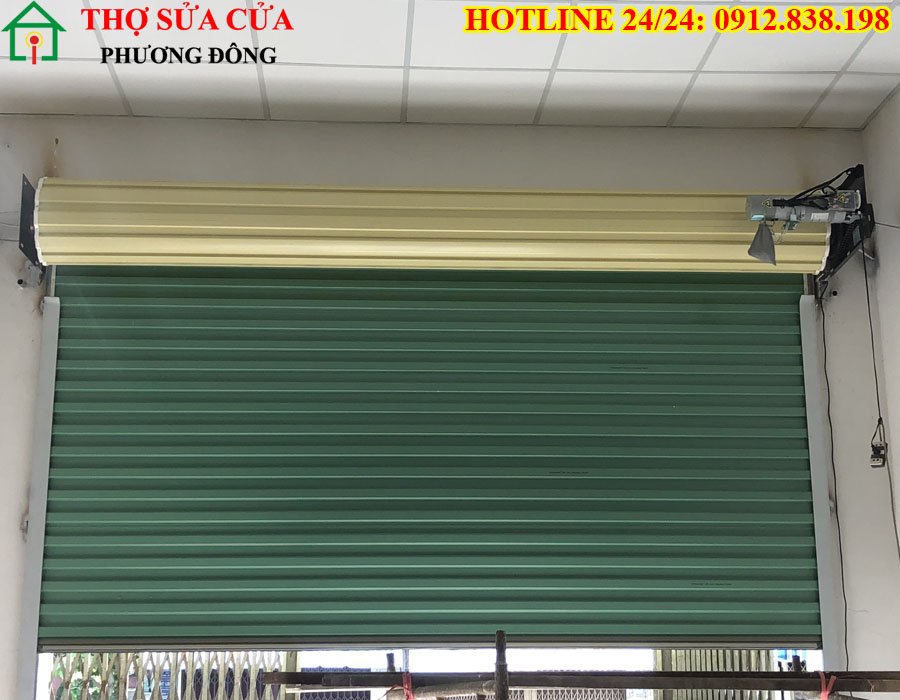 thợ hàn gia cố cửa cuốn