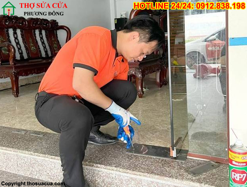 Cách chỉnh tốc độ cửa kính cường lực