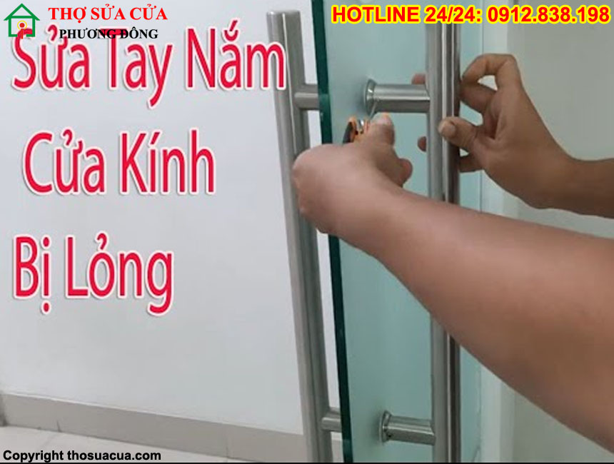 Tay nắm cửa kính cường lực bị lỏng