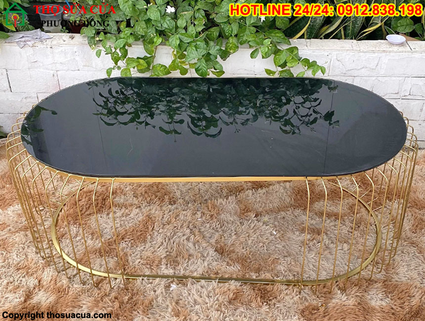 Mặt bàn kính phản quang
